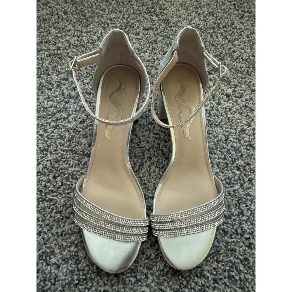 Women's Nina Silver Sparkly Shoes Heels Pumps Size 9 M‎ Party Wedding Formal
